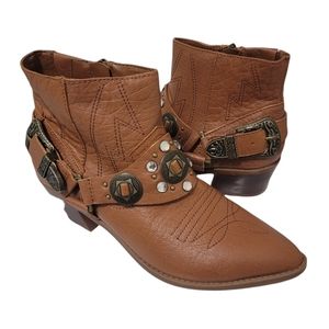 NWOT CARLOS SANTANA MARLENE ANKLE BOOTS SIZE 8.5
